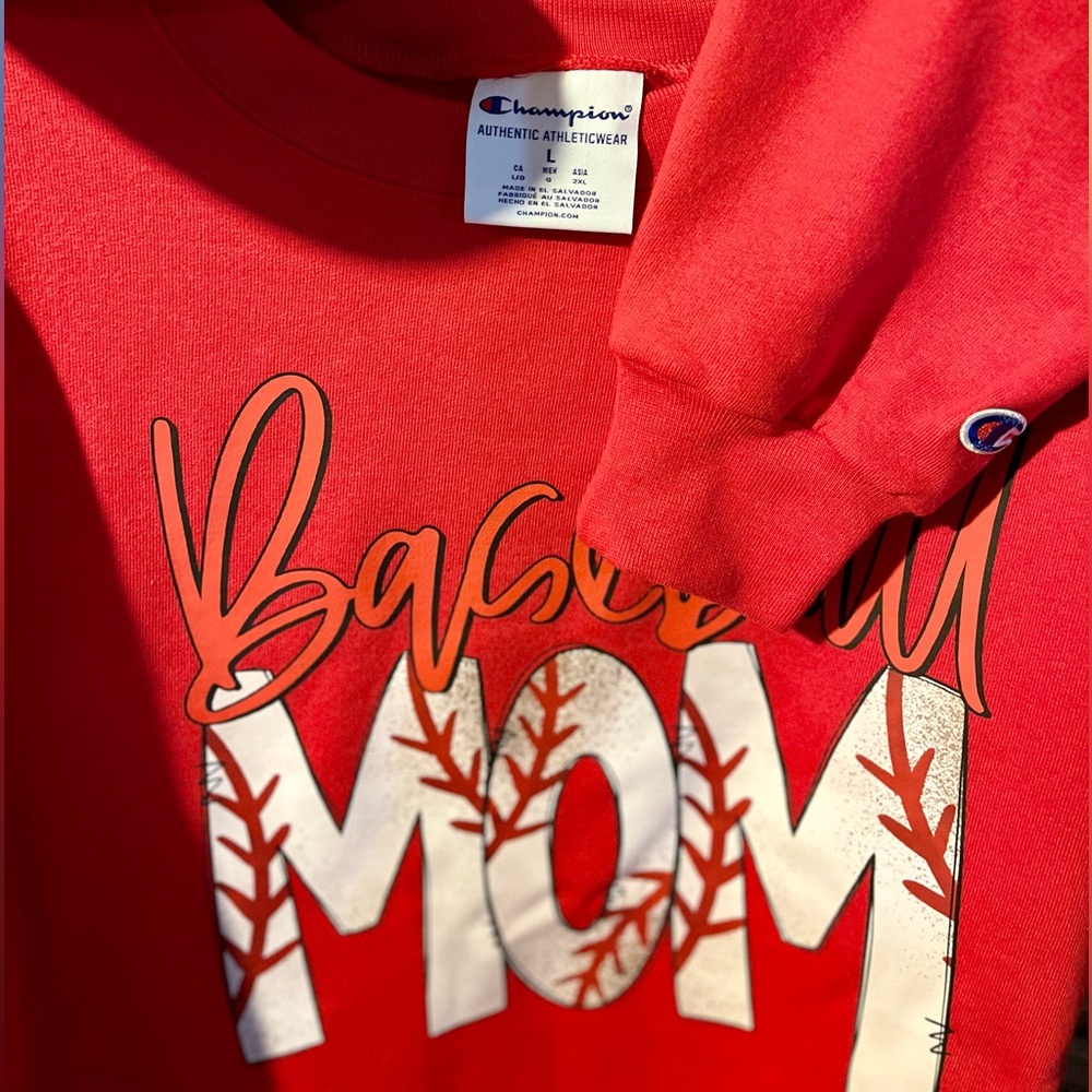 Red Sweatshirt - Picture 3 of 4